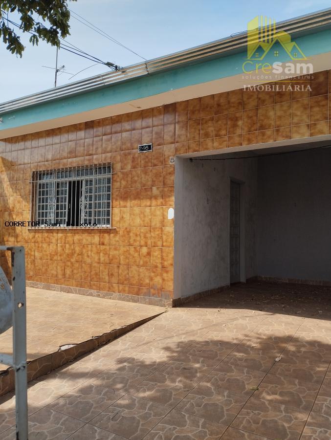 Casa, 2 quartos, 162 m² - Foto 1