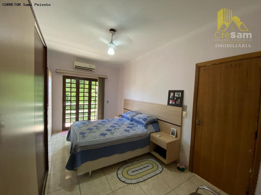 Casa, 3 quartos, 212 m² - Foto 7