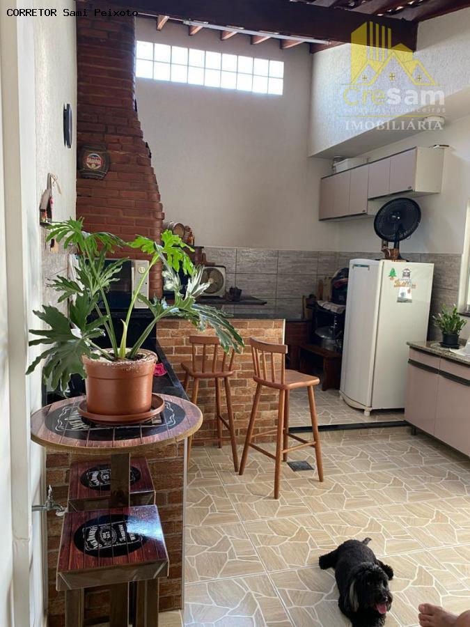 Casa, 3 quartos, 212 m² - Foto 13